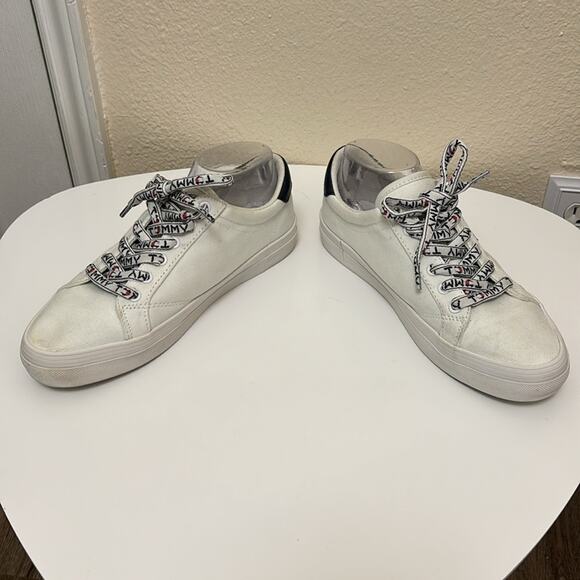 Womens Sz 9 Tommy Hilfiger Fantim Sneakers White Canvas Spellout Laces - Picture 6 of 9